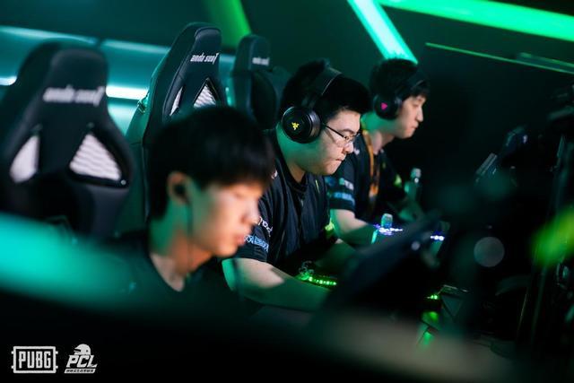 带领骑士拿 带领骑士拿